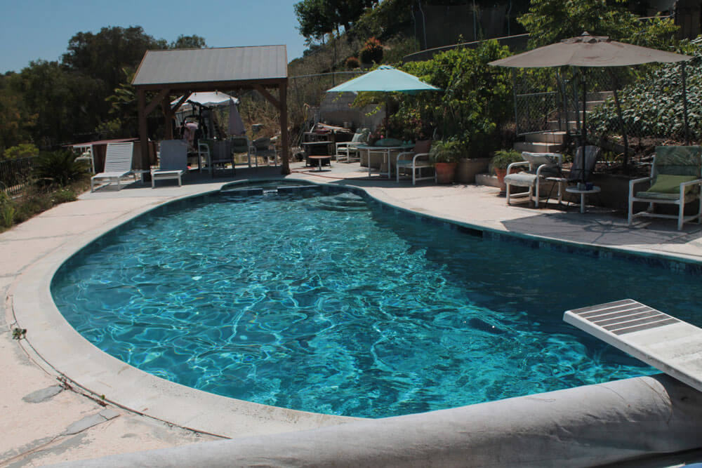 Freeform-Diving-Pool-After-Renovation